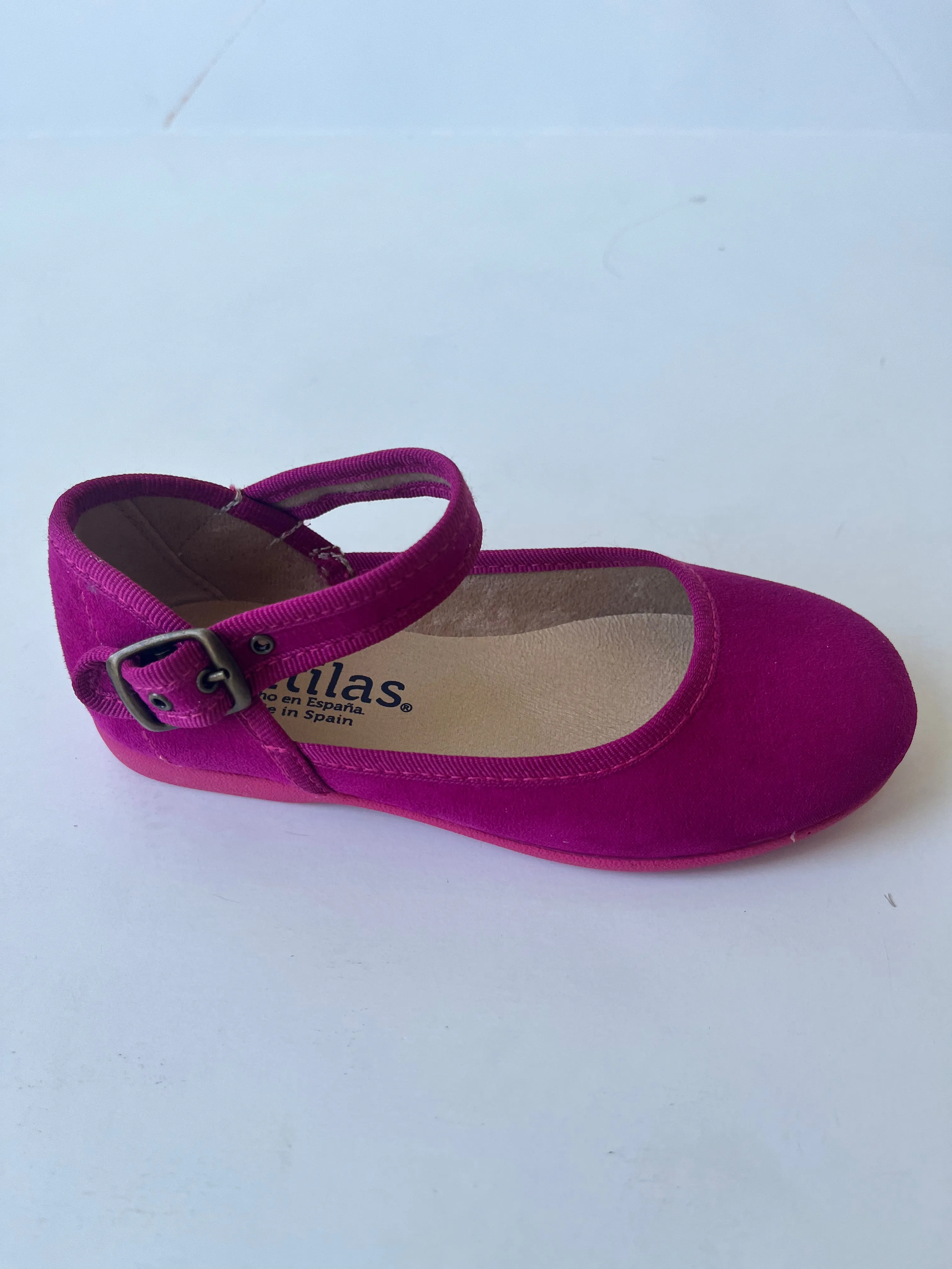 19150 Fuschia mary jane with ankle strap