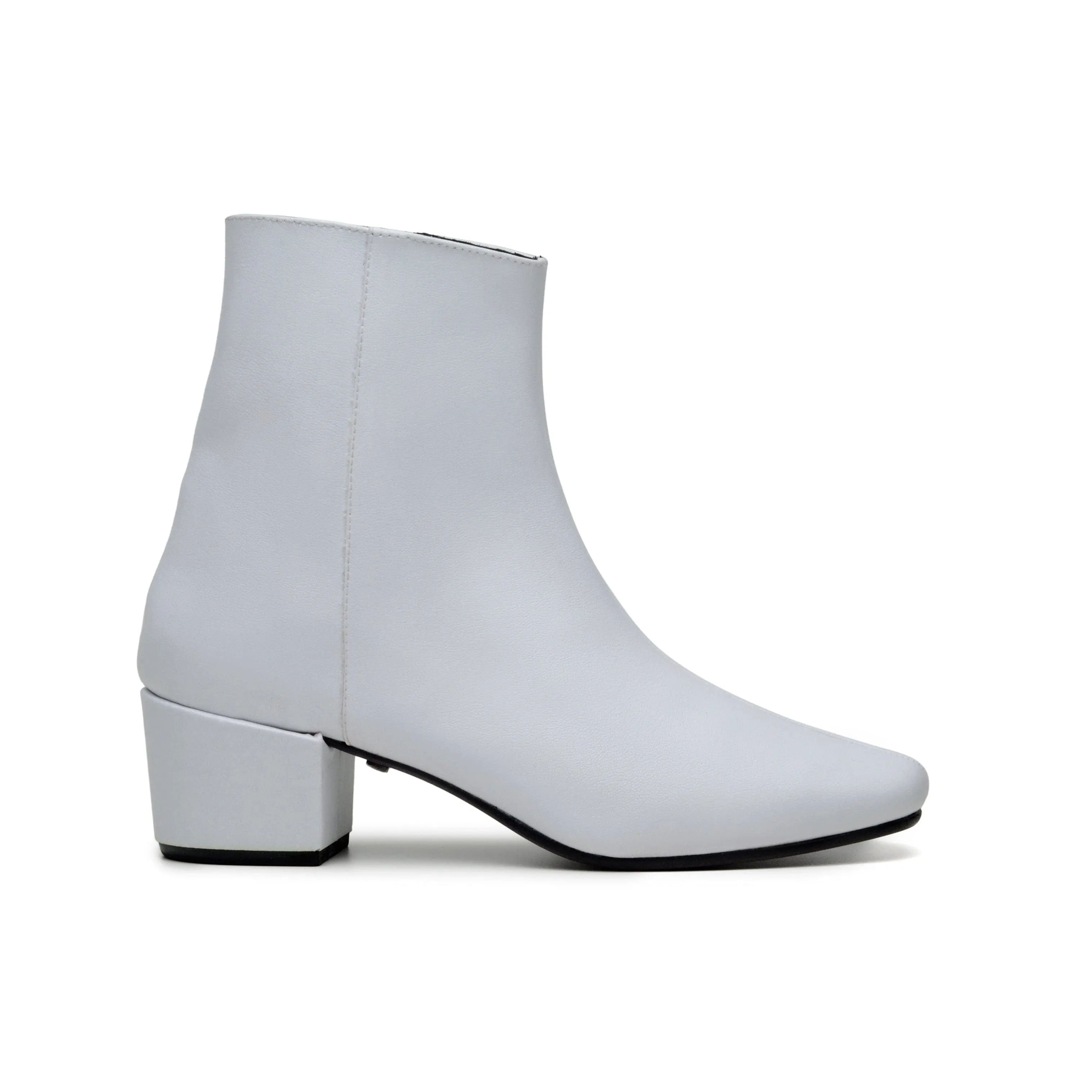 'Jacqui' corn-leather 🌽 ankle boot by Zette Shoes - white